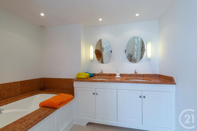 maison à vendre - 7 pièces - 388.0 m2 - VILLEFRANCHE SUR MER - 06 - PROVENCE-ALPES-COTE-D-AZUR - Century 21 Lafage Transactions maison à vendre - 7 pièces - 388.0 m2 - VILLEFRANCHE SUR MER - 06 - PROVENCE-ALPES-COTE-D-AZUR - Century 21 Lafage Transactions