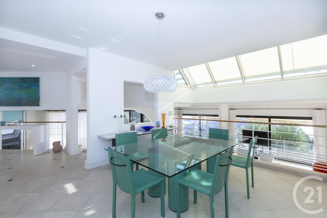 maison à vendre - 7 pièces - 388.0 m2 - VILLEFRANCHE SUR MER - 06 - PROVENCE-ALPES-COTE-D-AZUR - Century 21 Lafage Transactions maison à vendre - 7 pièces - 388.0 m2 - VILLEFRANCHE SUR MER - 06 - PROVENCE-ALPES-COTE-D-AZUR - Century 21 Lafage Transactions