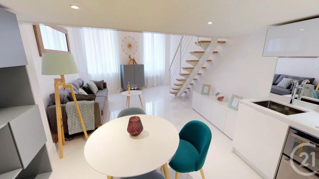 Afficher la photo en grand Appartement F2 à vendre - 2 pièces - 51.59 m2 - VILLEFRANCHE SUR MER - 06 - PROVENCE-ALPES-COTE-D-AZUR - Century 21 Lafage Transactions
