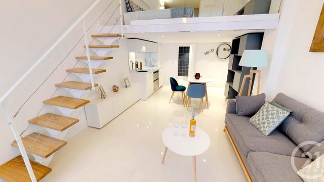 Afficher la photo en grand Appartement F2 à vendre - 2 pièces - 51.59 m2 - VILLEFRANCHE SUR MER - 06 - PROVENCE-ALPES-COTE-D-AZUR - Century 21 Lafage Transactions