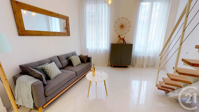 Afficher la photo en grand Appartement F2 à vendre - 2 pièces - 51.59 m2 - VILLEFRANCHE SUR MER - 06 - PROVENCE-ALPES-COTE-D-AZUR - Century 21 Lafage Transactions