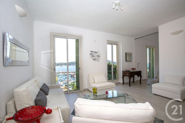 Afficher la photo en grand Appartement F2 à vendre - 2 pièces - 48.0 m2 - VILLEFRANCHE SUR MER - 06 - PROVENCE-ALPES-COTE-D-AZUR - Century 21 Lafage Transactions
