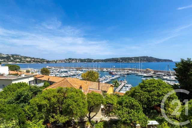 Afficher la photo en grand Appartement F2 à vendre - 2 pièces - 48.0 m2 - VILLEFRANCHE SUR MER - 06 - PROVENCE-ALPES-COTE-D-AZUR - Century 21 Lafage Transactions