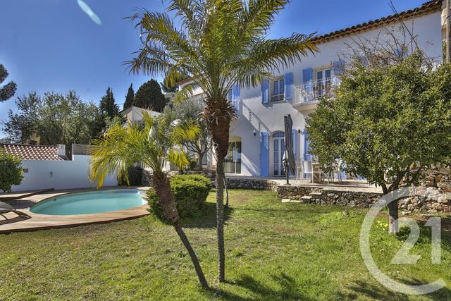 Afficher la photo en grand maison à vendre - 5 pièces - 162.0 m2 - VILLEFRANCHE SUR MER - 06 - PROVENCE-ALPES-COTE-D-AZUR - Century 21 Lafage Transactions
