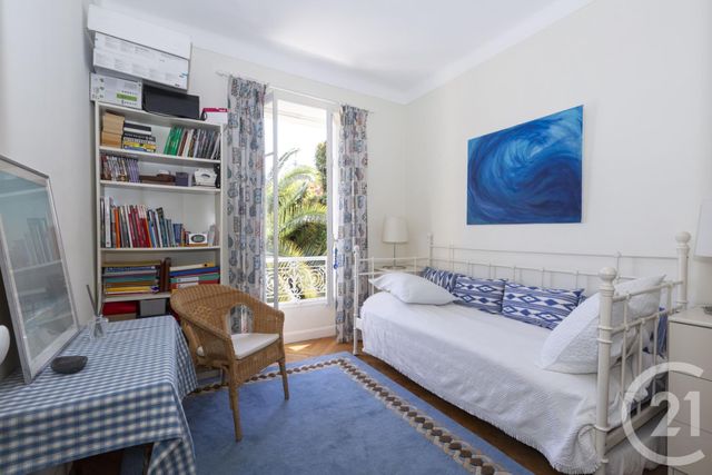 Afficher la photo en grand maison à vendre - 4 pièces - 115.0 m2 - VILLEFRANCHE SUR MER - 06 - PROVENCE-ALPES-COTE-D-AZUR - Century 21 Lafage Transactions