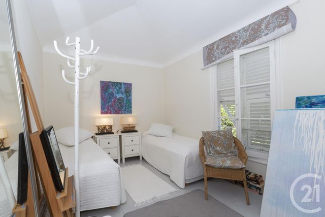Afficher la photo en grand maison à vendre - 4 pièces - 115.0 m2 - VILLEFRANCHE SUR MER - 06 - PROVENCE-ALPES-COTE-D-AZUR - Century 21 Lafage Transactions