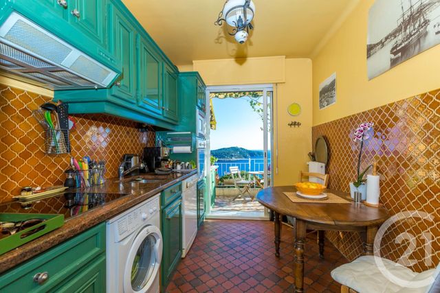 Afficher la photo en grand Appartement F3 à vendre - 3 pièces - 64.0 m2 - VILLEFRANCHE SUR MER - 06 - PROVENCE-ALPES-COTE-D-AZUR - Century 21 Lafage Transactions