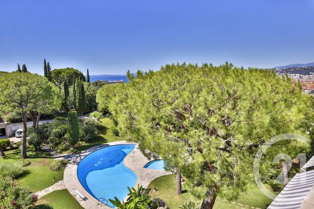 Afficher la photo en grand Appartement F4 à vendre - 4 pièces - 143.0 m2 - NICE - 06 - PROVENCE-ALPES-COTE-D-AZUR - Century 21 Lafage Transactions