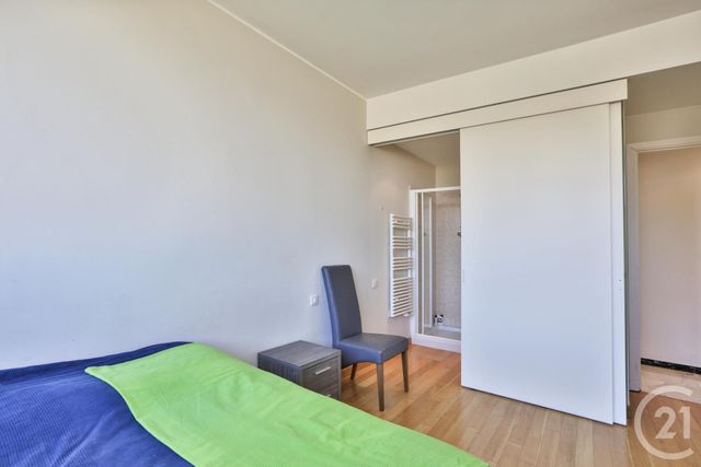Afficher la photo en grand Appartement F4 à vendre - 4 pièces - 143.0 m2 - NICE - 06 - PROVENCE-ALPES-COTE-D-AZUR - Century 21 Lafage Transactions