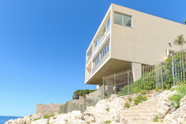 Afficher la photo en grand maison à vendre - 4 pièces - 180.0 m2 - NICE - 06 - PROVENCE-ALPES-COTE-D-AZUR - Century 21 Lafage Transactions