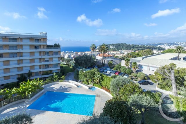 Appartement F4 à vendre - 4 pièces - 104.0 m2 - NICE - 06 - PROVENCE-ALPES-COTE-D-AZUR - Century 21 Lafage Transactions Appartement F4 à vendre - 4 pièces - 104.0 m2 - NICE - 06 - PROVENCE-ALPES-COTE-D-AZUR - Century 21 Lafage Transactions