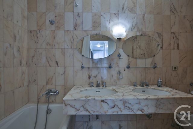 Appartement F4 à vendre - 4 pièces - 104.0 m2 - NICE - 06 - PROVENCE-ALPES-COTE-D-AZUR - Century 21 Lafage Transactions Appartement F4 à vendre - 4 pièces - 104.0 m2 - NICE - 06 - PROVENCE-ALPES-COTE-D-AZUR - Century 21 Lafage Transactions