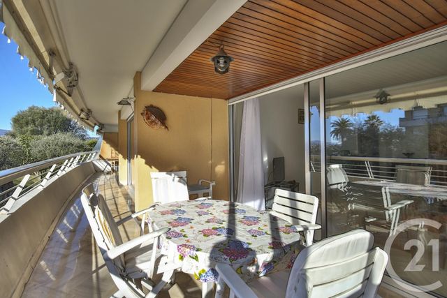Appartement F4 à vendre - 4 pièces - 104.0 m2 - NICE - 06 - PROVENCE-ALPES-COTE-D-AZUR - Century 21 Lafage Transactions Appartement F4 à vendre - 4 pièces - 104.0 m2 - NICE - 06 - PROVENCE-ALPES-COTE-D-AZUR - Century 21 Lafage Transactions
