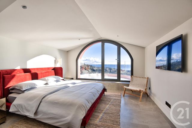 maison à vendre - 6 pièces - 250.0 m2 - VILLEFRANCHE SUR MER - 06 - PROVENCE-ALPES-COTE-D-AZUR - Century 21 Lafage Transactions maison à vendre - 6 pièces - 250.0 m2 - VILLEFRANCHE SUR MER - 06 - PROVENCE-ALPES-COTE-D-AZUR - Century 21 Lafage Transactions