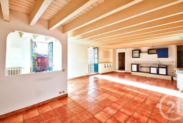 Afficher la photo en grand Appartement F2 à vendre - 2 pièces - 63.3 m2 - VILLEFRANCHE SUR MER - 06 - PROVENCE-ALPES-COTE-D-AZUR - Century 21 Lafage Transactions