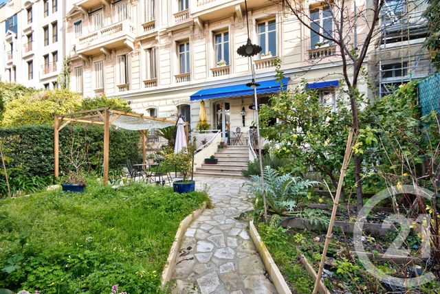 Appartement F5 à vendre - 5 pièces - 113.0 m2 - NICE - 06 - PROVENCE-ALPES-COTE-D-AZUR - Century 21 Lafage Transactions Appartement F5 à vendre - 5 pièces - 113.0 m2 - NICE - 06 - PROVENCE-ALPES-COTE-D-AZUR - Century 21 Lafage Transactions
