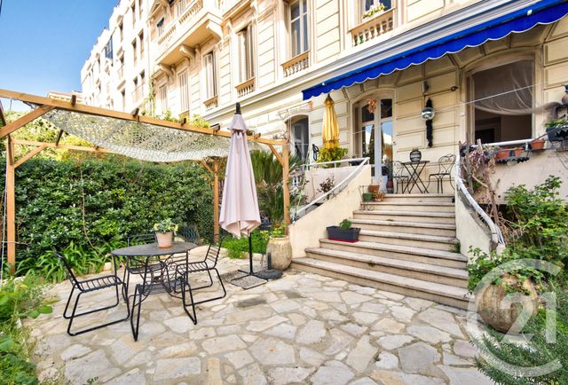 Appartement F5 à vendre - 5 pièces - 113.0 m2 - NICE - 06 - PROVENCE-ALPES-COTE-D-AZUR - Century 21 Lafage Transactions Appartement F5 à vendre - 5 pièces - 113.0 m2 - NICE - 06 - PROVENCE-ALPES-COTE-D-AZUR - Century 21 Lafage Transactions