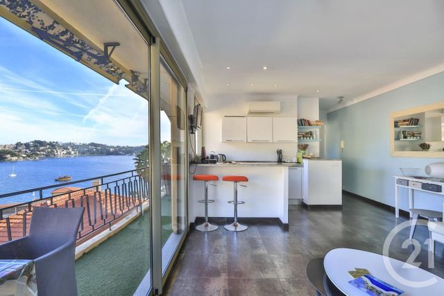 Appartement F2 à vendre - 2 pièces - 39.5 m2 - VILLEFRANCHE SUR MER - 06 - PROVENCE-ALPES-COTE-D-AZUR - Century 21 Lafage Transactions Appartement F2 à vendre - 2 pièces - 39.5 m2 - VILLEFRANCHE SUR MER - 06 - PROVENCE-ALPES-COTE-D-AZUR - Century 21 Lafage Transactions