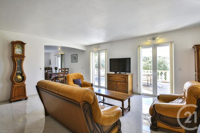 maison à vendre - 5 pièces - 140.0 m2 - VILLEFRANCHE SUR MER - 06 - PROVENCE-ALPES-COTE-D-AZUR - Century 21 Lafage Transactions maison à vendre - 5 pièces - 140.0 m2 - VILLEFRANCHE SUR MER - 06 - PROVENCE-ALPES-COTE-D-AZUR - Century 21 Lafage Transactions