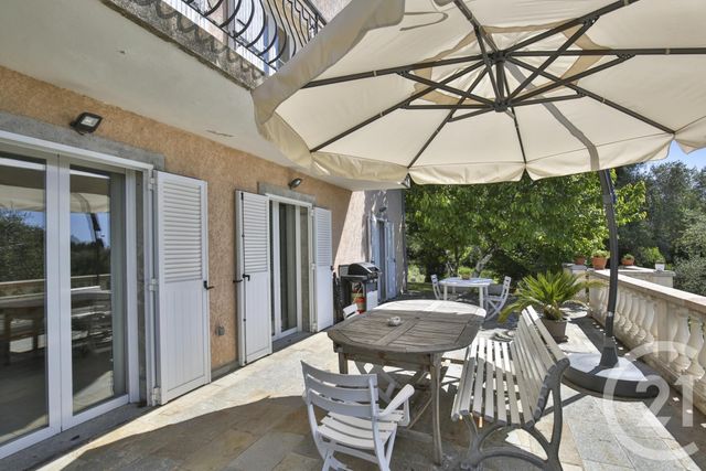 maison à vendre - 5 pièces - 140.0 m2 - VILLEFRANCHE SUR MER - 06 - PROVENCE-ALPES-COTE-D-AZUR - Century 21 Lafage Transactions maison à vendre - 5 pièces - 140.0 m2 - VILLEFRANCHE SUR MER - 06 - PROVENCE-ALPES-COTE-D-AZUR - Century 21 Lafage Transactions