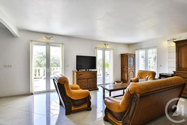 maison à vendre - 5 pièces - 140.0 m2 - VILLEFRANCHE SUR MER - 06 - PROVENCE-ALPES-COTE-D-AZUR - Century 21 Lafage Transactions maison à vendre - 5 pièces - 140.0 m2 - VILLEFRANCHE SUR MER - 06 - PROVENCE-ALPES-COTE-D-AZUR - Century 21 Lafage Transactions