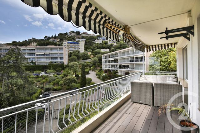 Appartement F3 à vendre - 3 pièces - 76.0 m2 - VILLEFRANCHE SUR MER - 06 - PROVENCE-ALPES-COTE-D-AZUR - Century 21 Lafage Transactions Appartement F3 à vendre - 3 pièces - 76.0 m2 - VILLEFRANCHE SUR MER - 06 - PROVENCE-ALPES-COTE-D-AZUR - Century 21 Lafage Transactions