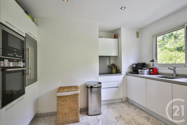 Appartement F3 à vendre - 3 pièces - 76.0 m2 - VILLEFRANCHE SUR MER - 06 - PROVENCE-ALPES-COTE-D-AZUR - Century 21 Lafage Transactions Appartement F3 à vendre - 3 pièces - 76.0 m2 - VILLEFRANCHE SUR MER - 06 - PROVENCE-ALPES-COTE-D-AZUR - Century 21 Lafage Transactions