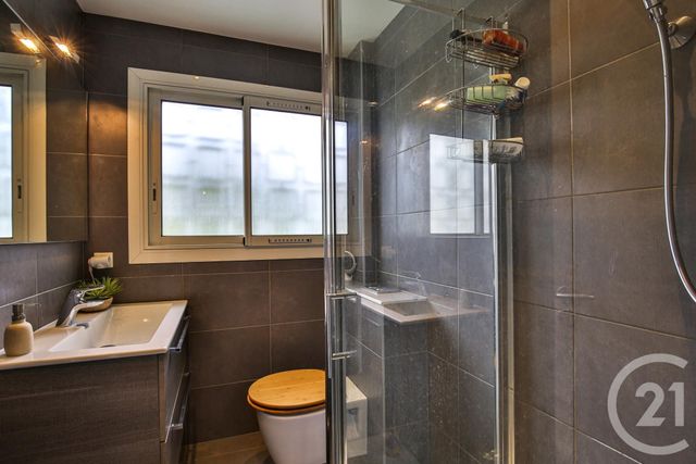 Appartement F3 à vendre - 3 pièces - 76.0 m2 - VILLEFRANCHE SUR MER - 06 - PROVENCE-ALPES-COTE-D-AZUR - Century 21 Lafage Transactions Appartement F3 à vendre - 3 pièces - 76.0 m2 - VILLEFRANCHE SUR MER - 06 - PROVENCE-ALPES-COTE-D-AZUR - Century 21 Lafage Transactions