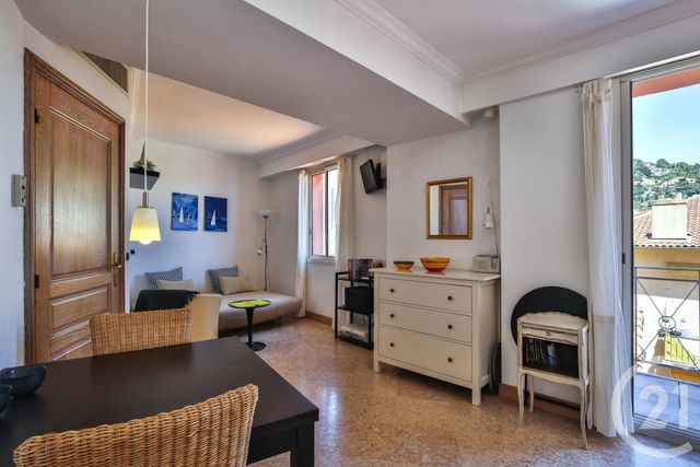 Studio à vendre - 1 pièce - 23.0 m2 - VILLEFRANCHE SUR MER - 06 - PROVENCE-ALPES-COTE-D-AZUR - Century 21 Lafage Transactions Studio à vendre - 1 pièce - 23.0 m2 - VILLEFRANCHE SUR MER - 06 - PROVENCE-ALPES-COTE-D-AZUR - Century 21 Lafage Transactions