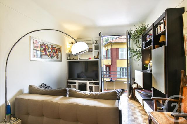 Appartement F3 à vendre - 3 pièces - 59.51 m2 - VILLEFRANCHE SUR MER - 06 - PROVENCE-ALPES-COTE-D-AZUR - Century 21 Lafage Transactions Appartement F3 à vendre - 3 pièces - 59.51 m2 - VILLEFRANCHE SUR MER - 06 - PROVENCE-ALPES-COTE-D-AZUR - Century 21 Lafage Transactions