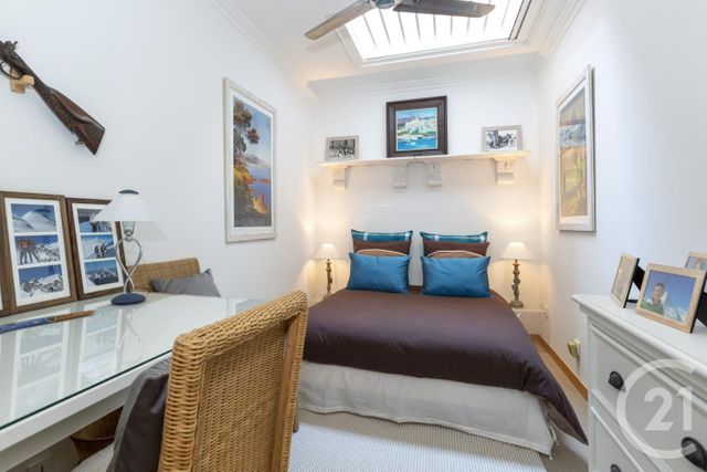 Appartement F4 à vendre - 4 pièces - 130.0 m2 - NICE - 06 - PROVENCE-ALPES-COTE-D-AZUR - Century 21 Lafage Transactions Appartement F4 à vendre - 4 pièces - 130.0 m2 - NICE - 06 - PROVENCE-ALPES-COTE-D-AZUR - Century 21 Lafage Transactions
