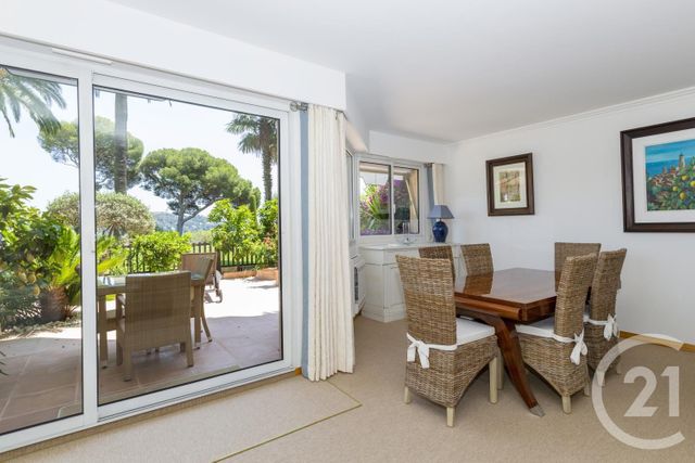Appartement F4 à vendre - 4 pièces - 130.0 m2 - NICE - 06 - PROVENCE-ALPES-COTE-D-AZUR - Century 21 Lafage Transactions Appartement F4 à vendre - 4 pièces - 130.0 m2 - NICE - 06 - PROVENCE-ALPES-COTE-D-AZUR - Century 21 Lafage Transactions