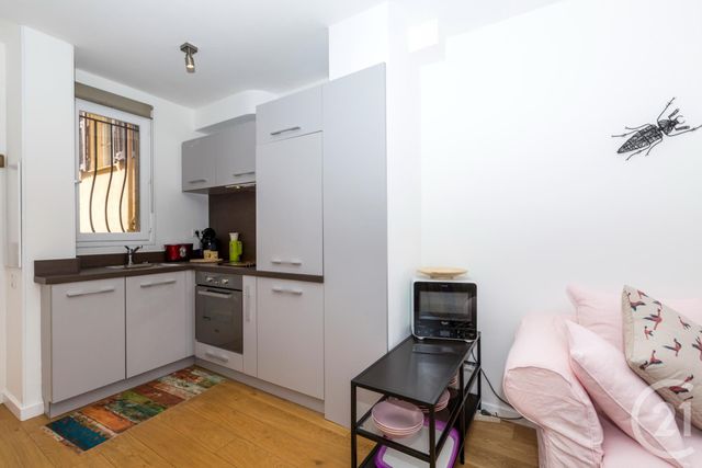 Studio à vendre - 1 pièce - 26.06 m2 - VILLEFRANCHE SUR MER - 06 - PROVENCE-ALPES-COTE-D-AZUR - Century 21 Lafage Transactions Studio à vendre - 1 pièce - 26.06 m2 - VILLEFRANCHE SUR MER - 06 - PROVENCE-ALPES-COTE-D-AZUR - Century 21 Lafage Transactions