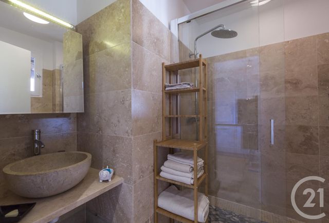 Studio à vendre - 1 pièce - 26.06 m2 - VILLEFRANCHE SUR MER - 06 - PROVENCE-ALPES-COTE-D-AZUR - Century 21 Lafage Transactions Studio à vendre - 1 pièce - 26.06 m2 - VILLEFRANCHE SUR MER - 06 - PROVENCE-ALPES-COTE-D-AZUR - Century 21 Lafage Transactions
