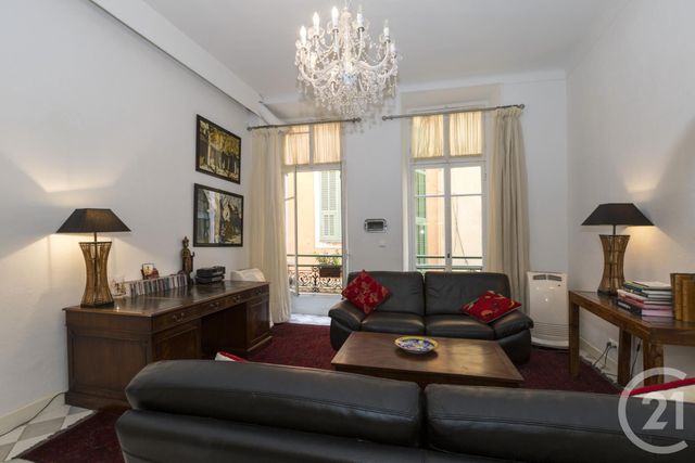Afficher la photo en grand Appartement Duplex à vendre - 3 pièces - 71.45 m2 - VILLEFRANCHE SUR MER - 06 - PROVENCE-ALPES-COTE-D-AZUR - Century 21 Lafage Transactions