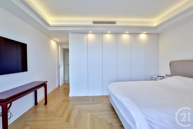 maison à vendre - 7 pièces - 300.0 m2 - VILLEFRANCHE SUR MER - 06 - PROVENCE-ALPES-COTE-D-AZUR - Century 21 Lafage Transactions