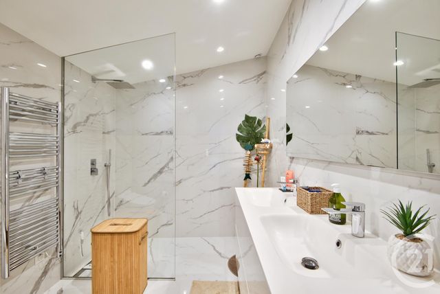 Appartement F3 à vendre - 3 pièces - 88.66 m2 - VILLEFRANCHE SUR MER - 06 - PROVENCE-ALPES-COTE-D-AZUR - Century 21 Lafage Transactions