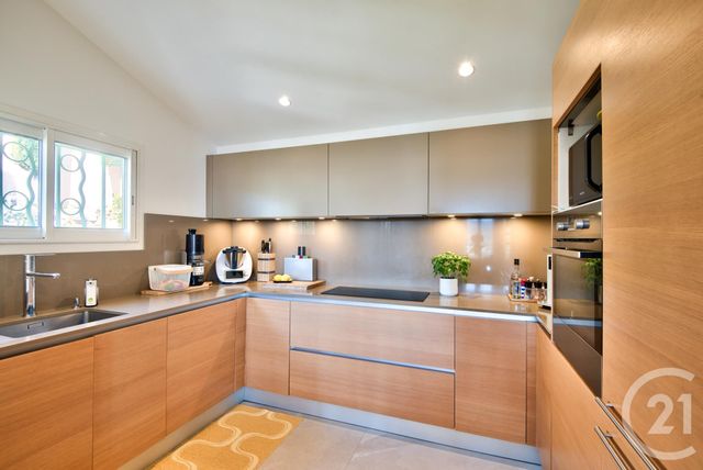 Appartement F3 à vendre - 3 pièces - 88.66 m2 - VILLEFRANCHE SUR MER - 06 - PROVENCE-ALPES-COTE-D-AZUR - Century 21 Lafage Transactions