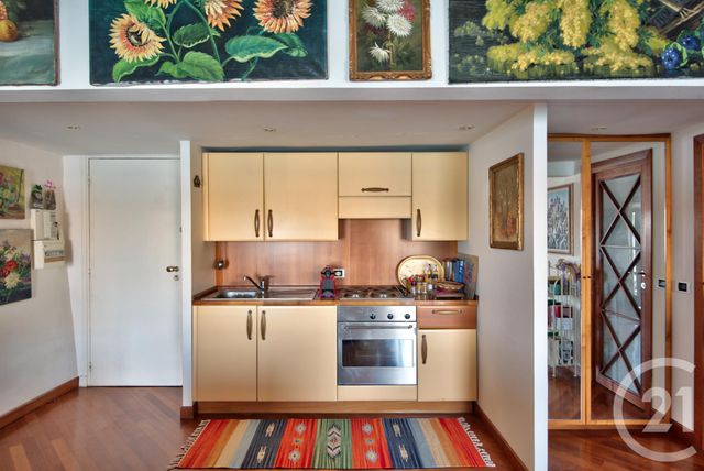 Afficher la photo en grand Appartement F2 à vendre - 2 pièces - 40.0 m2 - VILLEFRANCHE SUR MER - 06 - PROVENCE-ALPES-COTE-D-AZUR - Century 21 Lafage Transactions