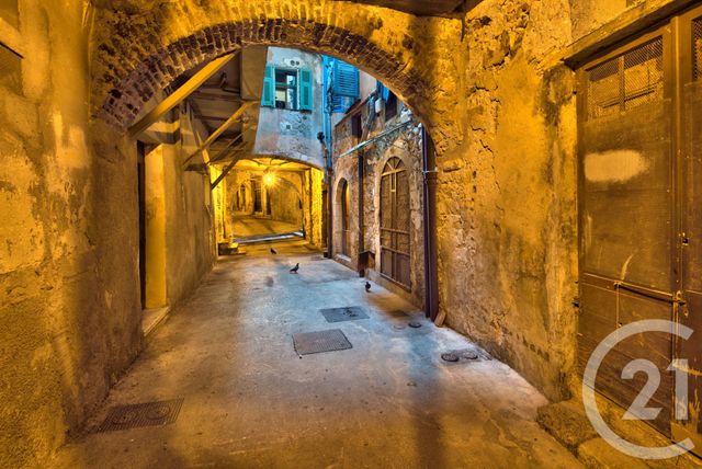 Afficher la photo en grand Appartement F2 à vendre - 2 pièces - 40.0 m2 - VILLEFRANCHE SUR MER - 06 - PROVENCE-ALPES-COTE-D-AZUR - Century 21 Lafage Transactions