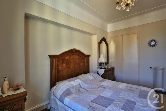 Afficher la photo en grand Appartement F3 à vendre - 3 pièces - 71.33 m2 - VILLEFRANCHE SUR MER - 06 - PROVENCE-ALPES-COTE-D-AZUR - Century 21 Lafage Transactions