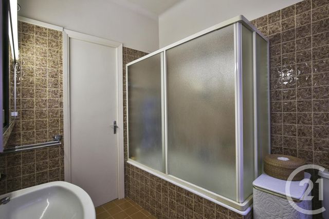 Afficher la photo en grand Appartement F3 à vendre - 3 pièces - 71.33 m2 - VILLEFRANCHE SUR MER - 06 - PROVENCE-ALPES-COTE-D-AZUR - Century 21 Lafage Transactions