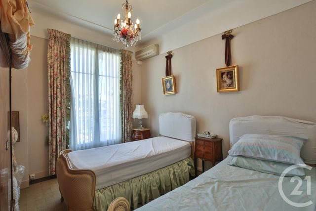 Afficher la photo en grand Appartement F3 à vendre - 3 pièces - 71.33 m2 - VILLEFRANCHE SUR MER - 06 - PROVENCE-ALPES-COTE-D-AZUR - Century 21 Lafage Transactions