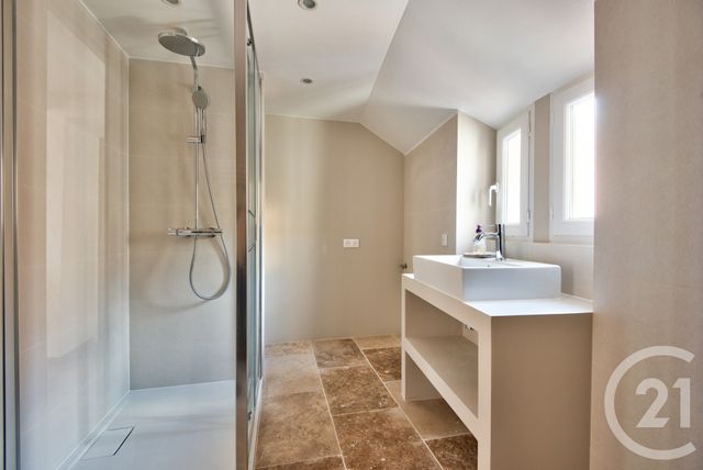 Appartement F4 à vendre - 4 pièces - 67.22 m2 - VILLEFRANCHE SUR MER - 06 - PROVENCE-ALPES-COTE-D-AZUR - Century 21 Lafage Transactions