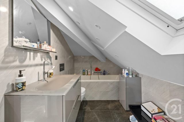 Appartement F3 à vendre - 3 pièces - 61.1 m2 - BEAULIEU SUR MER - 06 - PROVENCE-ALPES-COTE-D-AZUR - Century 21 Lafage Transactions