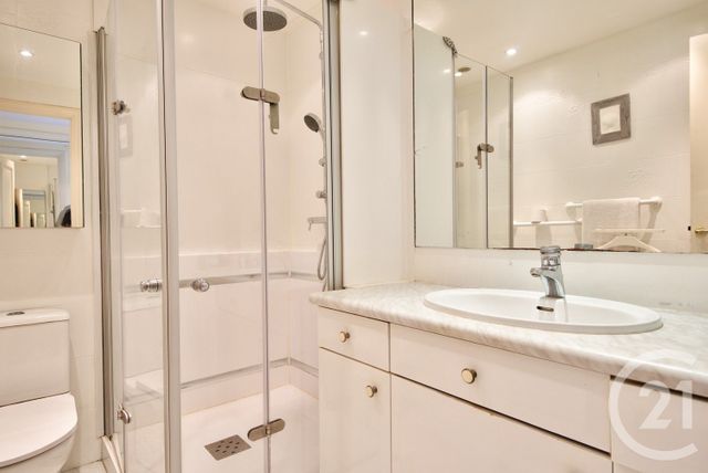 Appartement F3 à vendre - 3 pièces - 103.0 m2 - CANNES - 06 - PROVENCE-ALPES-COTE-D-AZUR - Century 21 Lafage Transactions