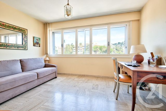 Appartement F3 à vendre - 3 pièces - 103.0 m2 - CANNES - 06 - PROVENCE-ALPES-COTE-D-AZUR - Century 21 Lafage Transactions