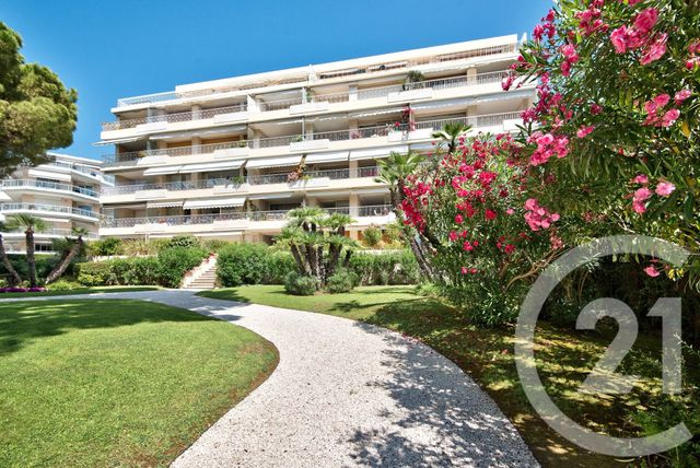 Appartement F3 à vendre - 3 pièces - 103.0 m2 - CANNES - 06 - PROVENCE-ALPES-COTE-D-AZUR - Century 21 Lafage Transactions