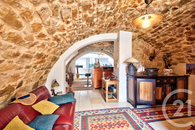 maison à vendre - 4 pièces - 175.0 m2 - CASTELLAR - 06 - PROVENCE-ALPES-COTE-D-AZUR - Century 21 Lafage Transactions