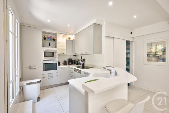 Appartement F4 à vendre - 4 pièces - 79.09 m2 - NICE - 06 - PROVENCE-ALPES-COTE-D-AZUR - Century 21 Lafage Transactions